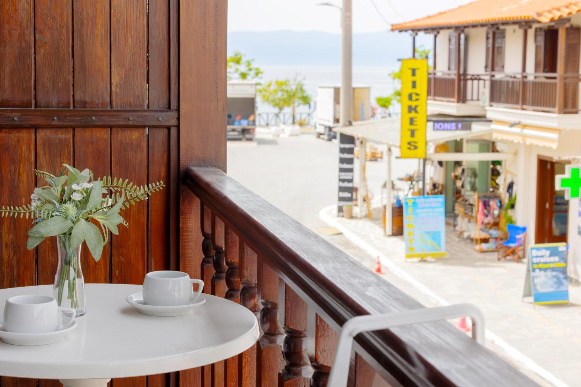 Athos Guest House Pansion Урануполи Екстериор снимка