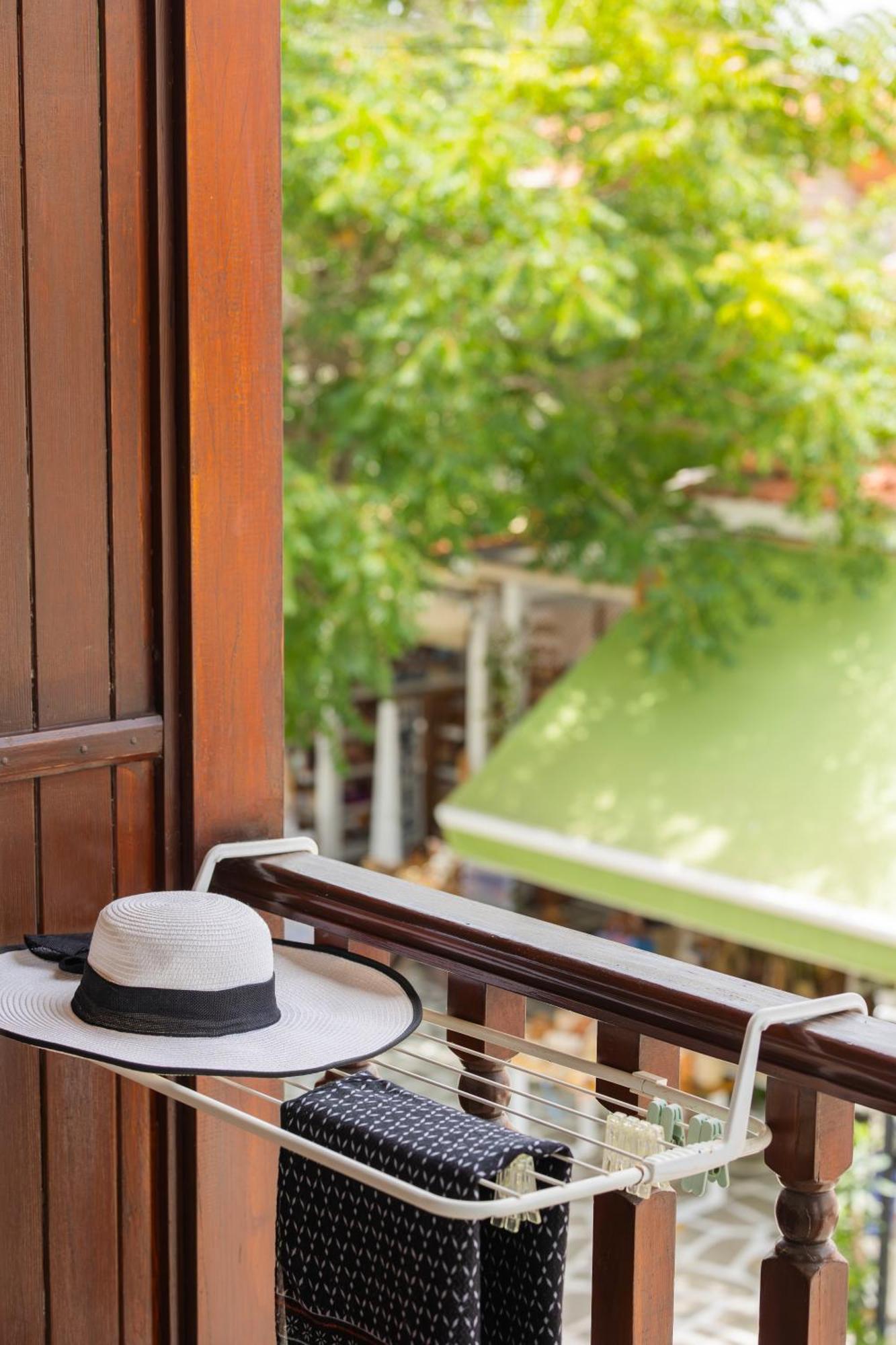 Athos Guest House Pansion Урануполи Екстериор снимка